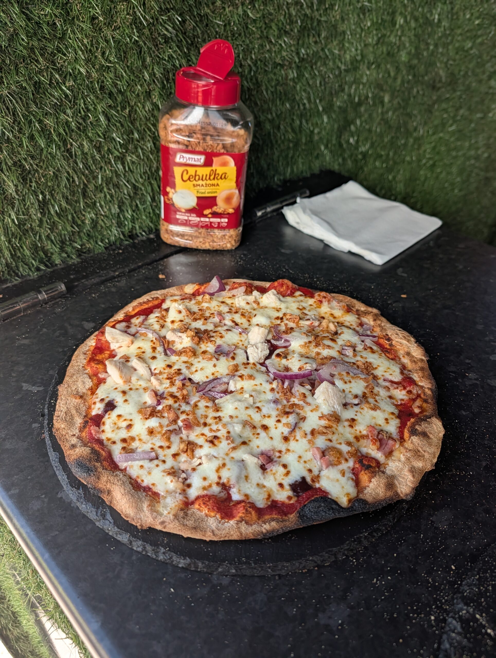 Big Slice Stone Baked Pizza, a regular pop up at Queens pub in Pelsall, Walsall.